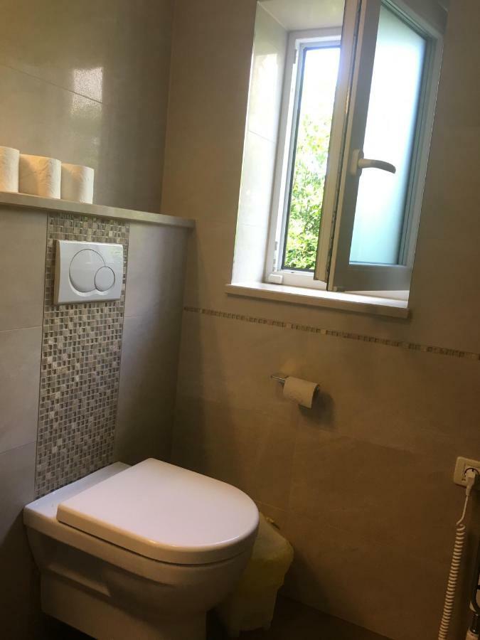 Appartamento House Mia Ližnjan Esterno foto