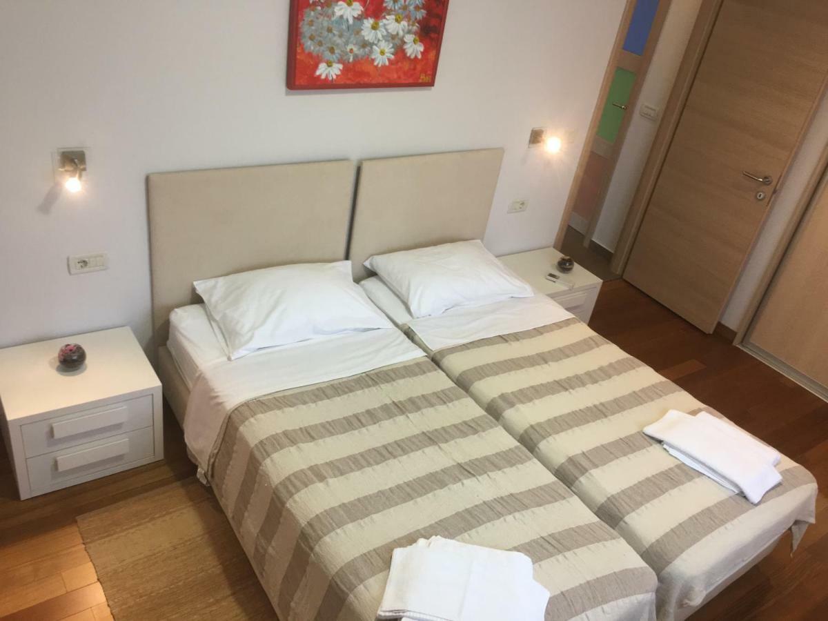 Appartamento House Mia Ližnjan Esterno foto